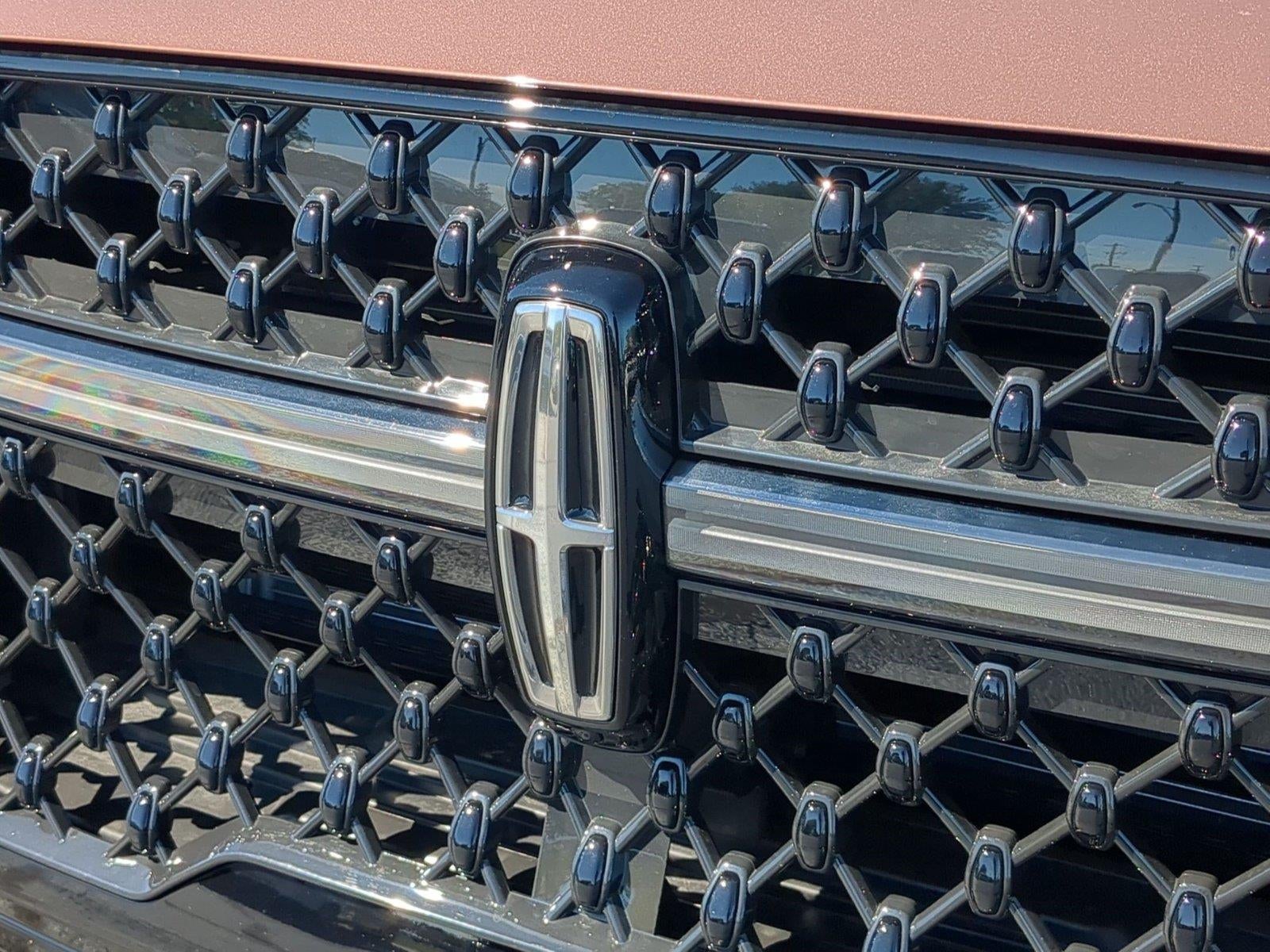 2027 Lincoln Navigator L Black Label