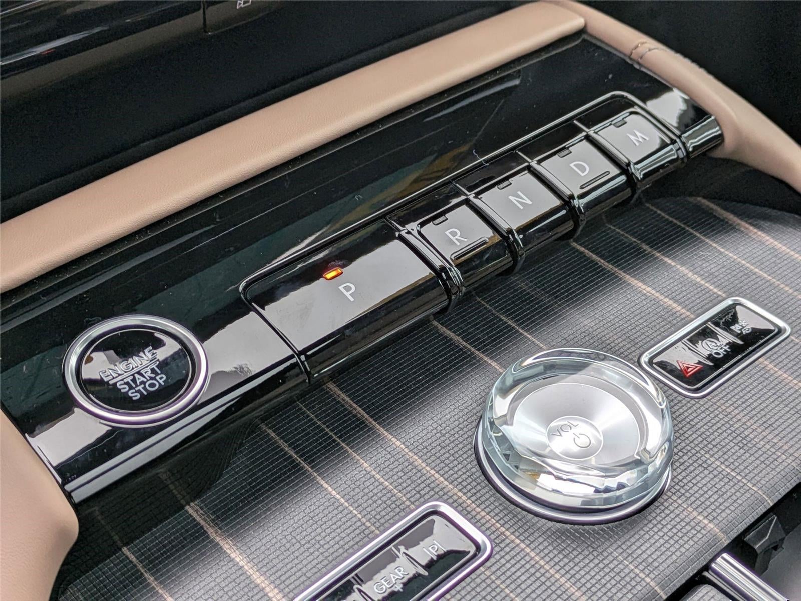 2025 Lincoln Navigator L Black Label