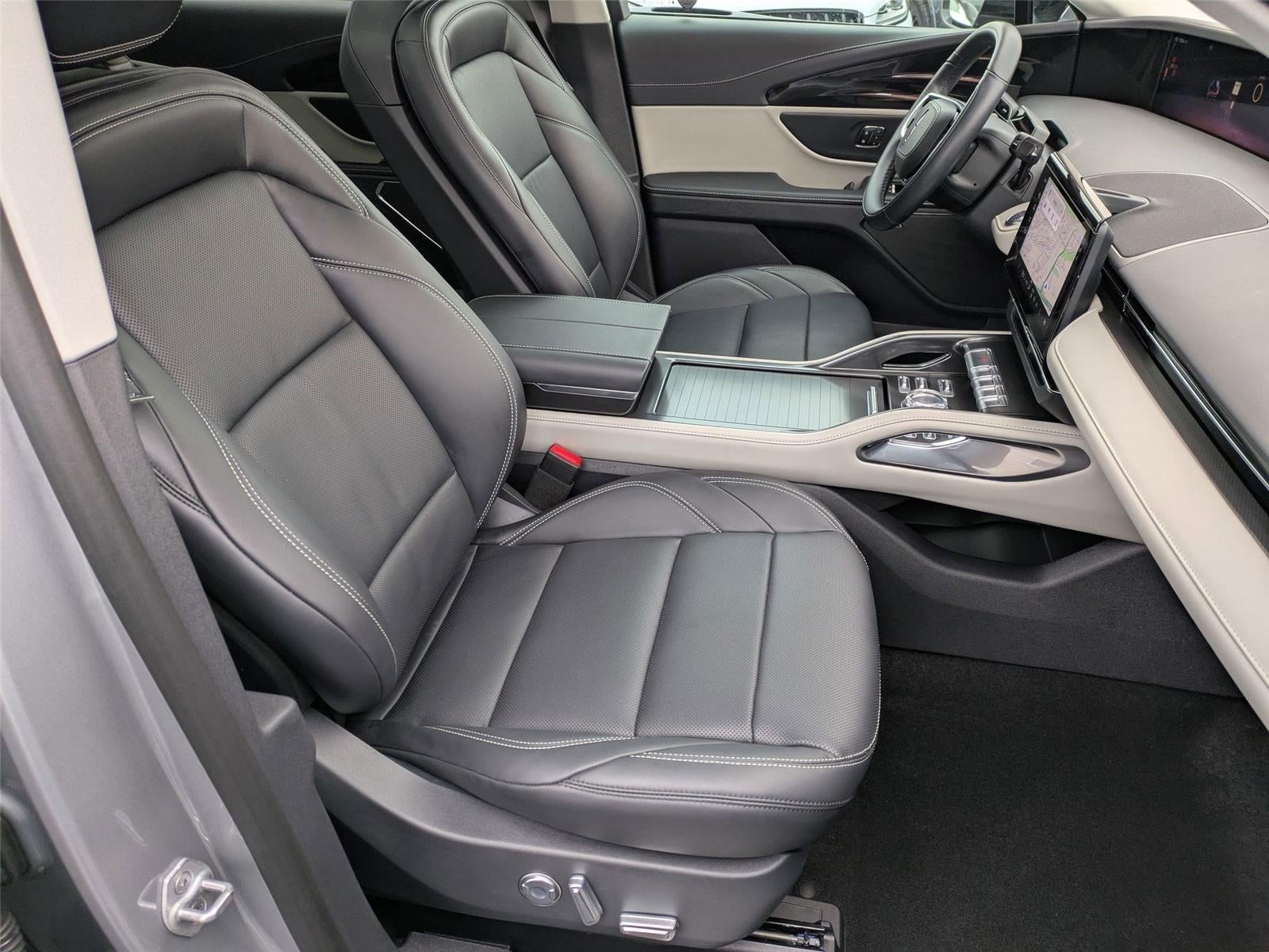 2025 Lincoln NAUTILUS SUV