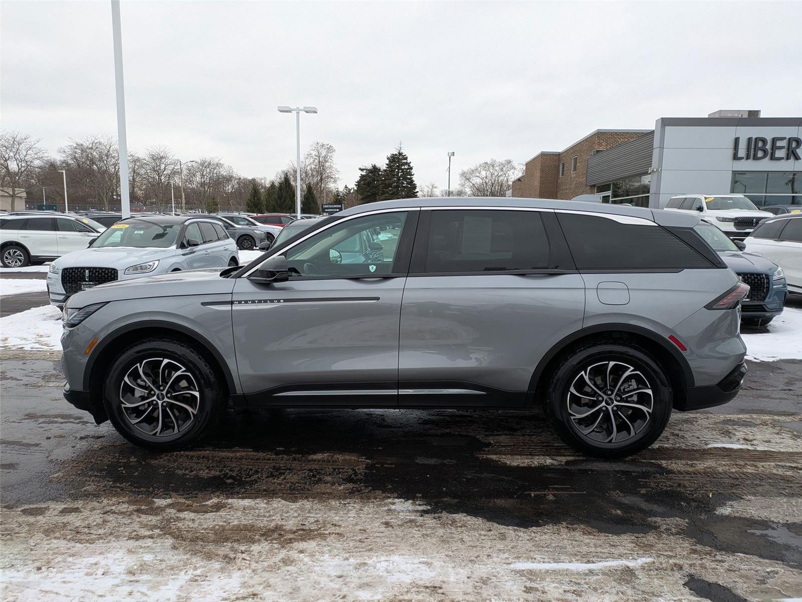 2025 Lincoln NAUTILUS SUV