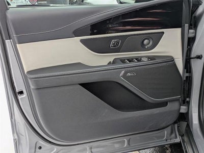 2025 Lincoln NAUTILUS SUV