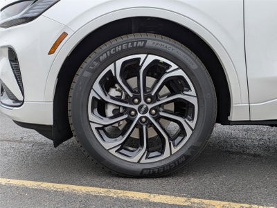 2025 Lincoln Nautilus Reserve