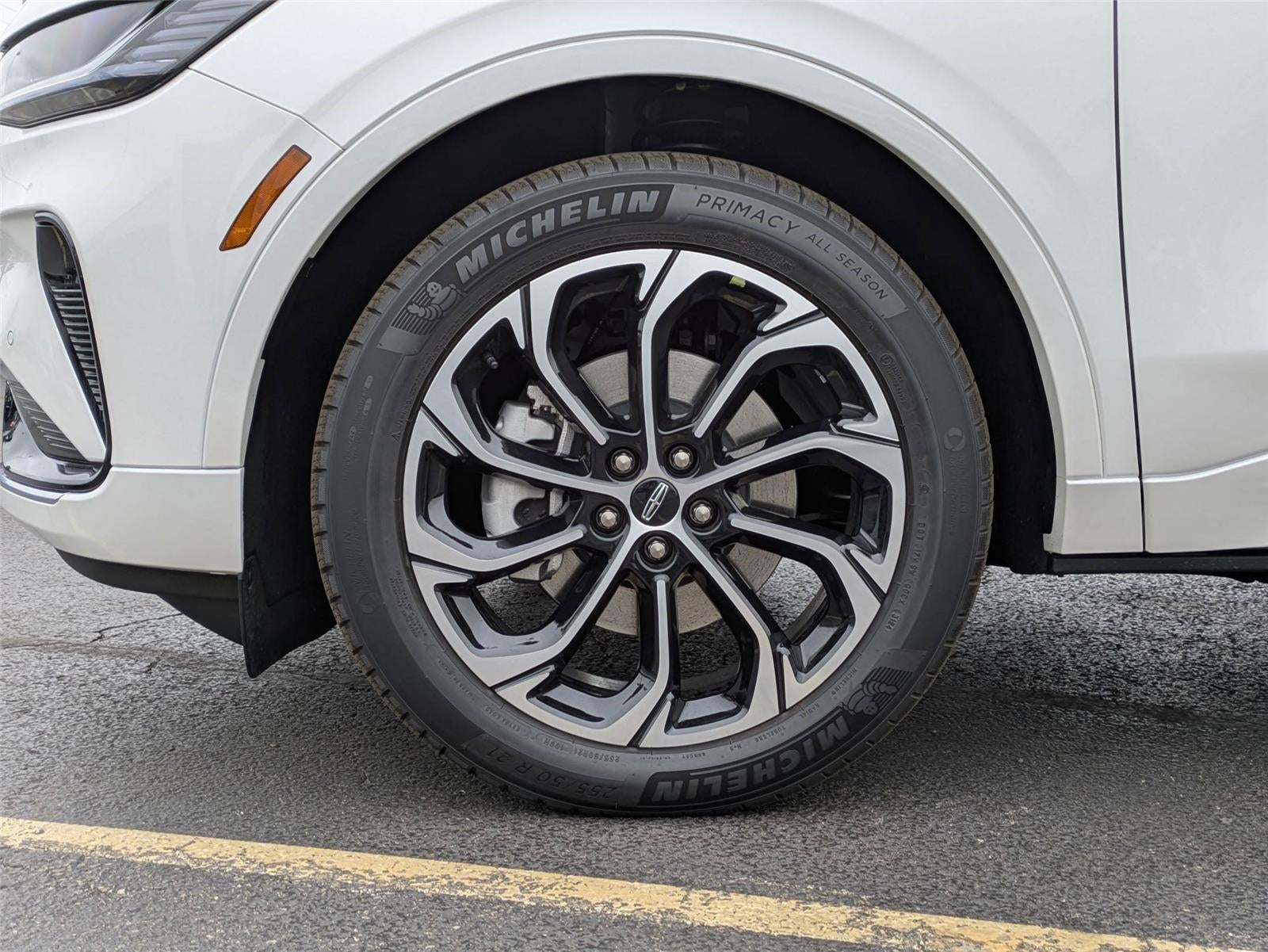 2025 Lincoln Nautilus Reserve