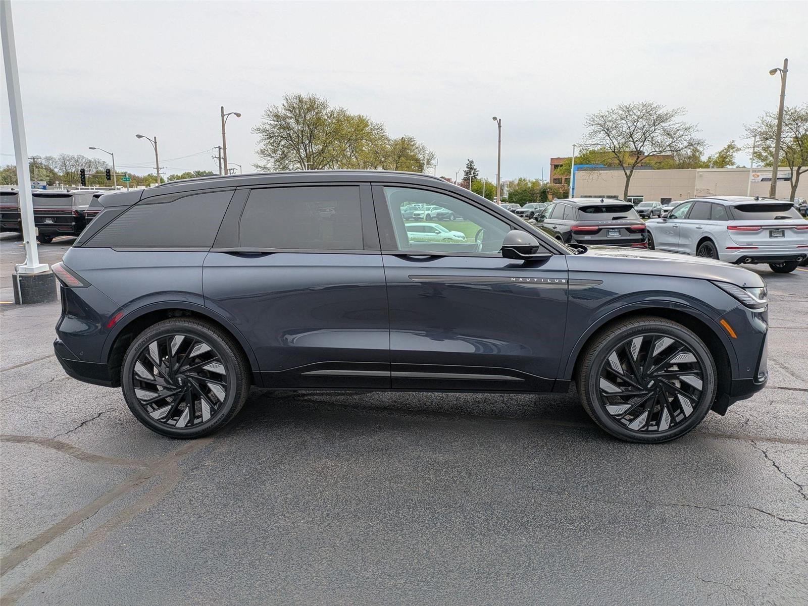 2024 Lincoln Nautilus Reserve
