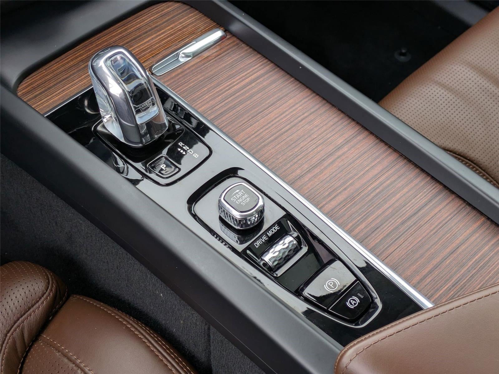 2019 Volvo XC60 HYBRID SUV