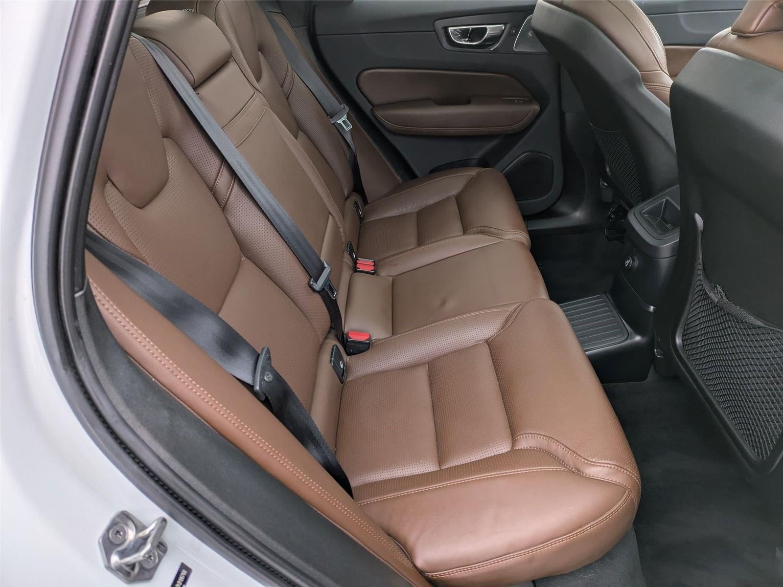 2019 Volvo XC60 HYBRID SUV