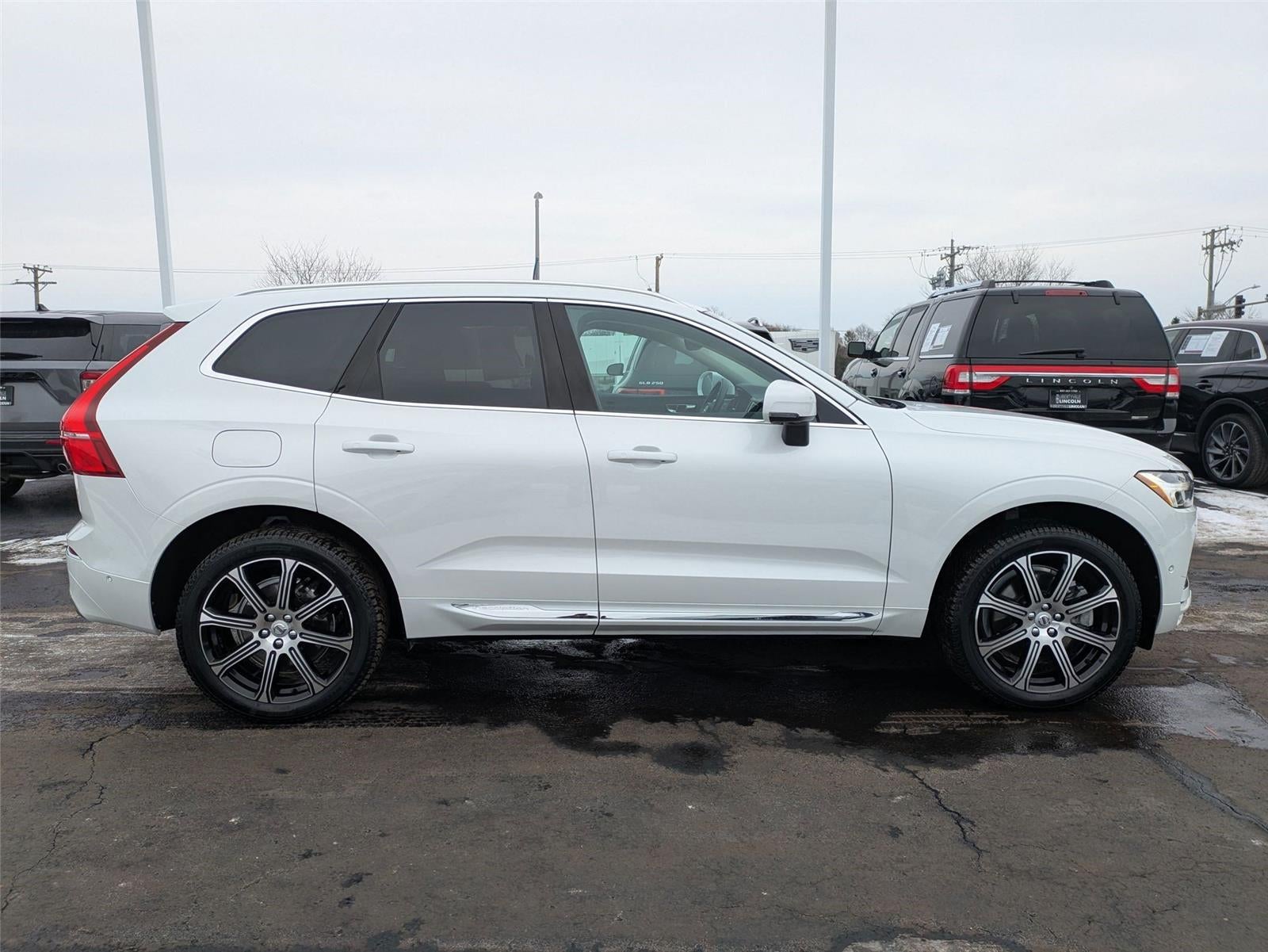 2019 Volvo XC60 HYBRID SUV