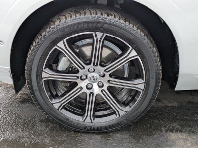 2019 Volvo XC60 HYBRID SUV