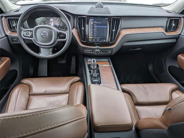 2019 Volvo XC60 HYBRID SUV