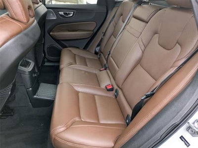 2019 Volvo XC60 HYBRID SUV