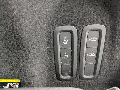 2019 Volvo XC60 HYBRID SUV