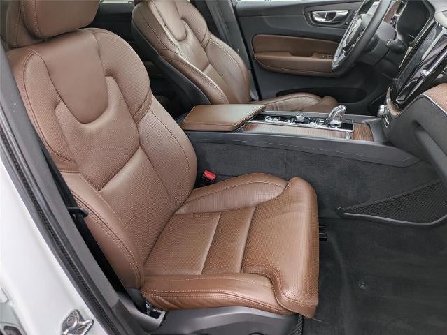 2019 Volvo XC60 HYBRID SUV