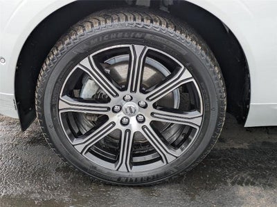 2019 Volvo XC60 HYBRID SUV