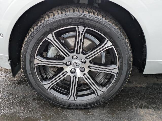 2019 Volvo XC60 HYBRID SUV