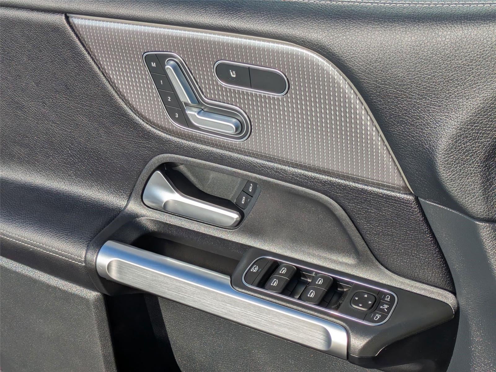 2022 Mercedes-Benz GLB GLB 250