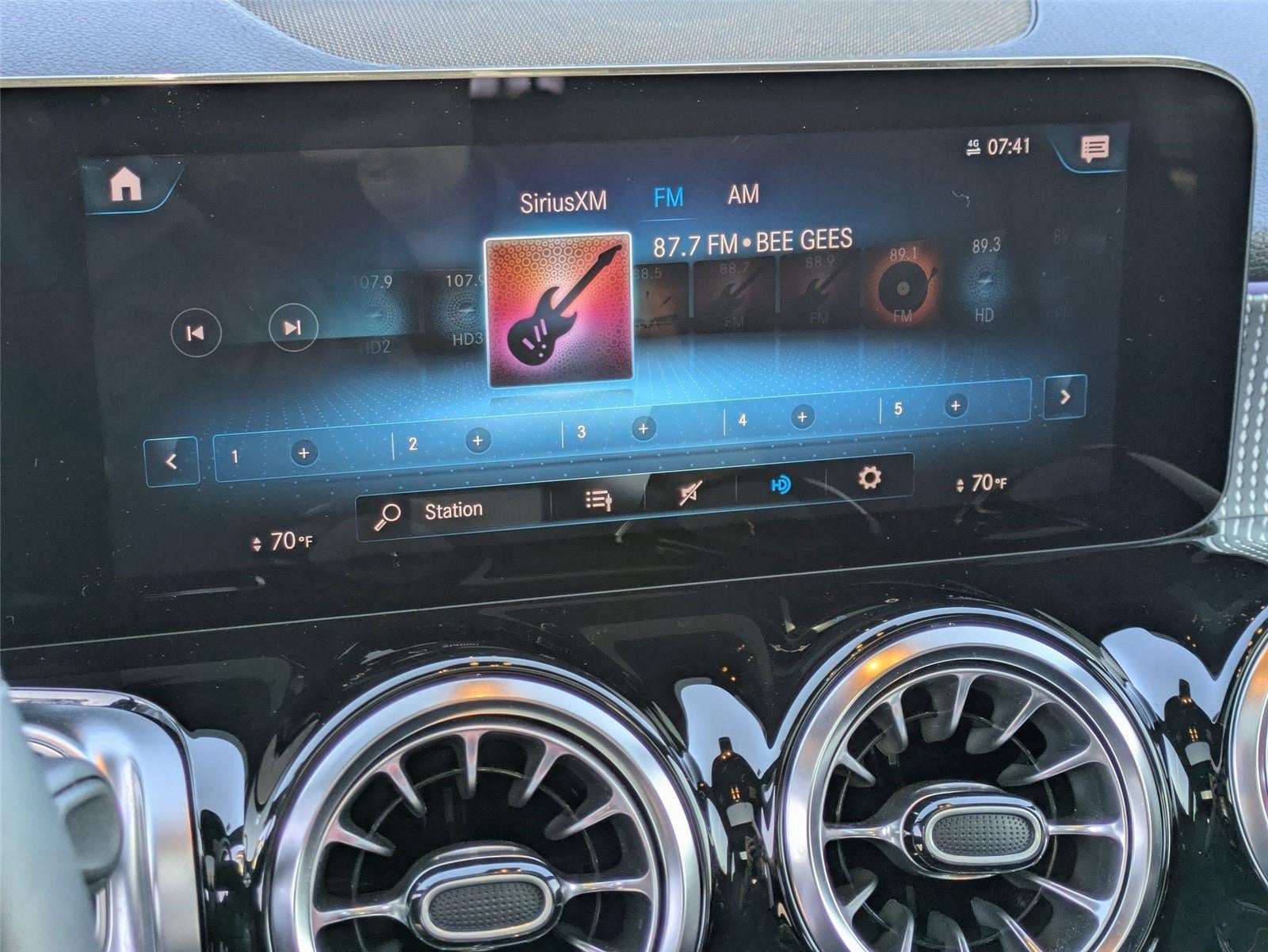 2022 Mercedes-Benz GLB GLB 250