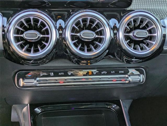 2022 Mercedes-Benz GLB GLB 250