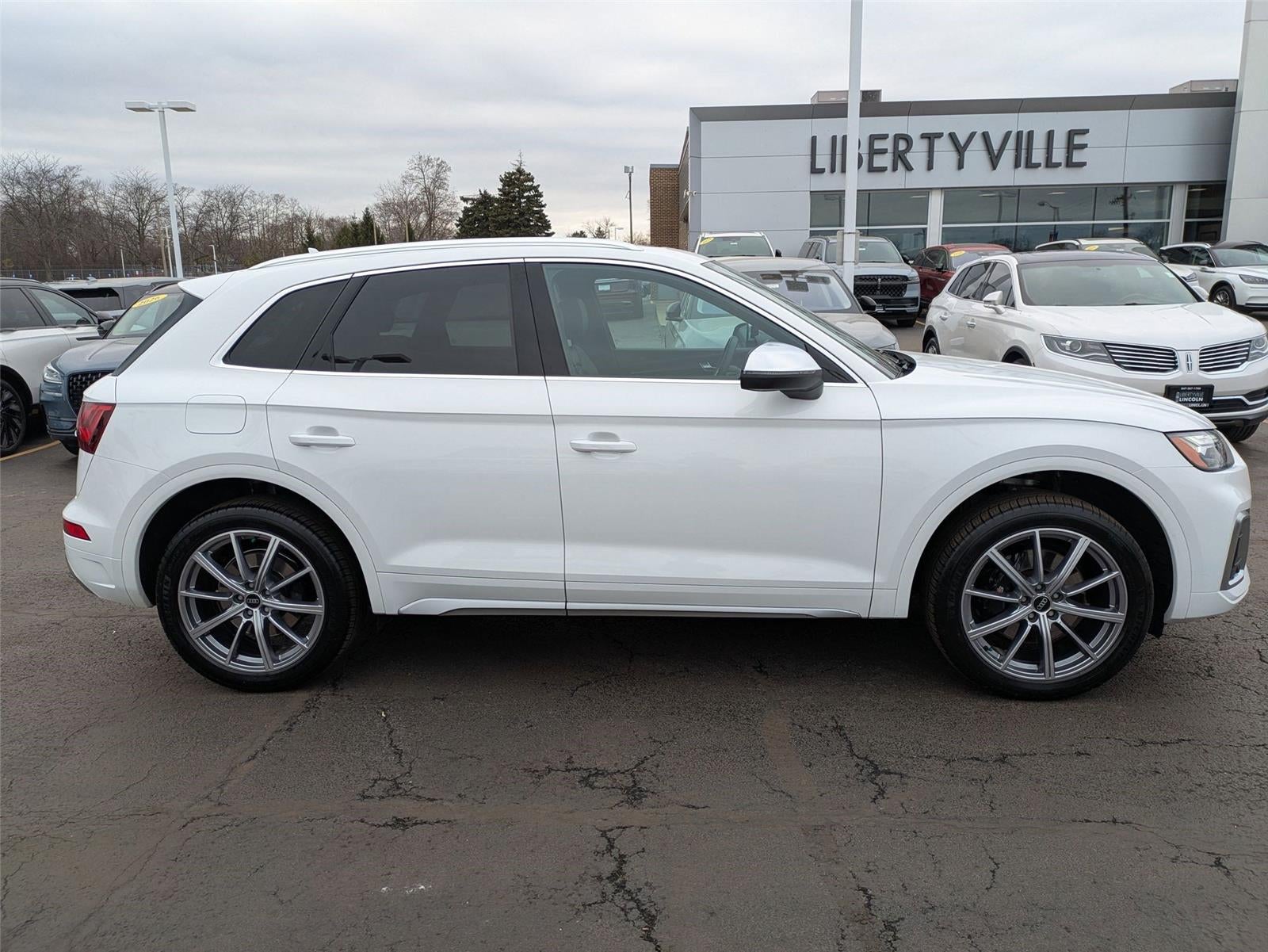 2023 Audi SQ5 Premium Plus