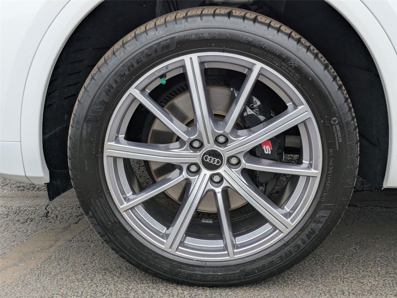 2023 Audi SQ5 Premium Plus