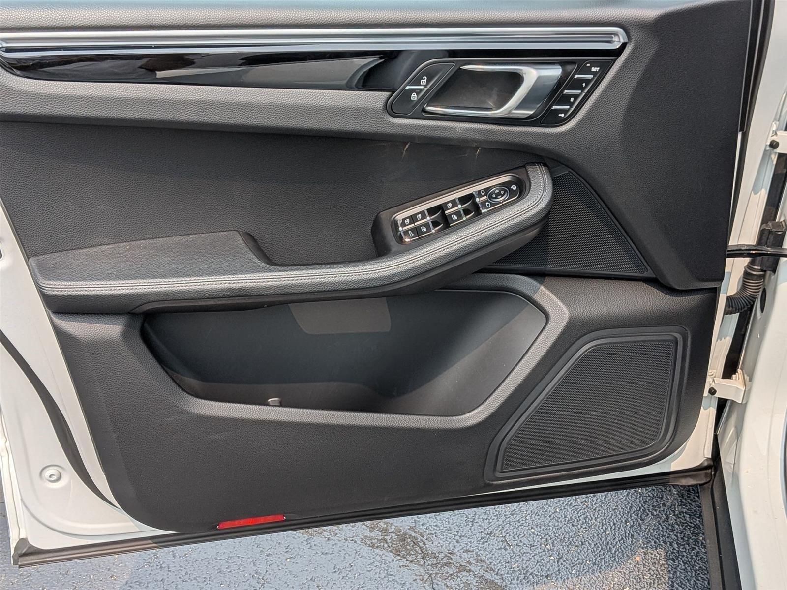 2023 Porsche Macan T AWD