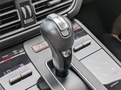 2023 Porsche Macan T AWD