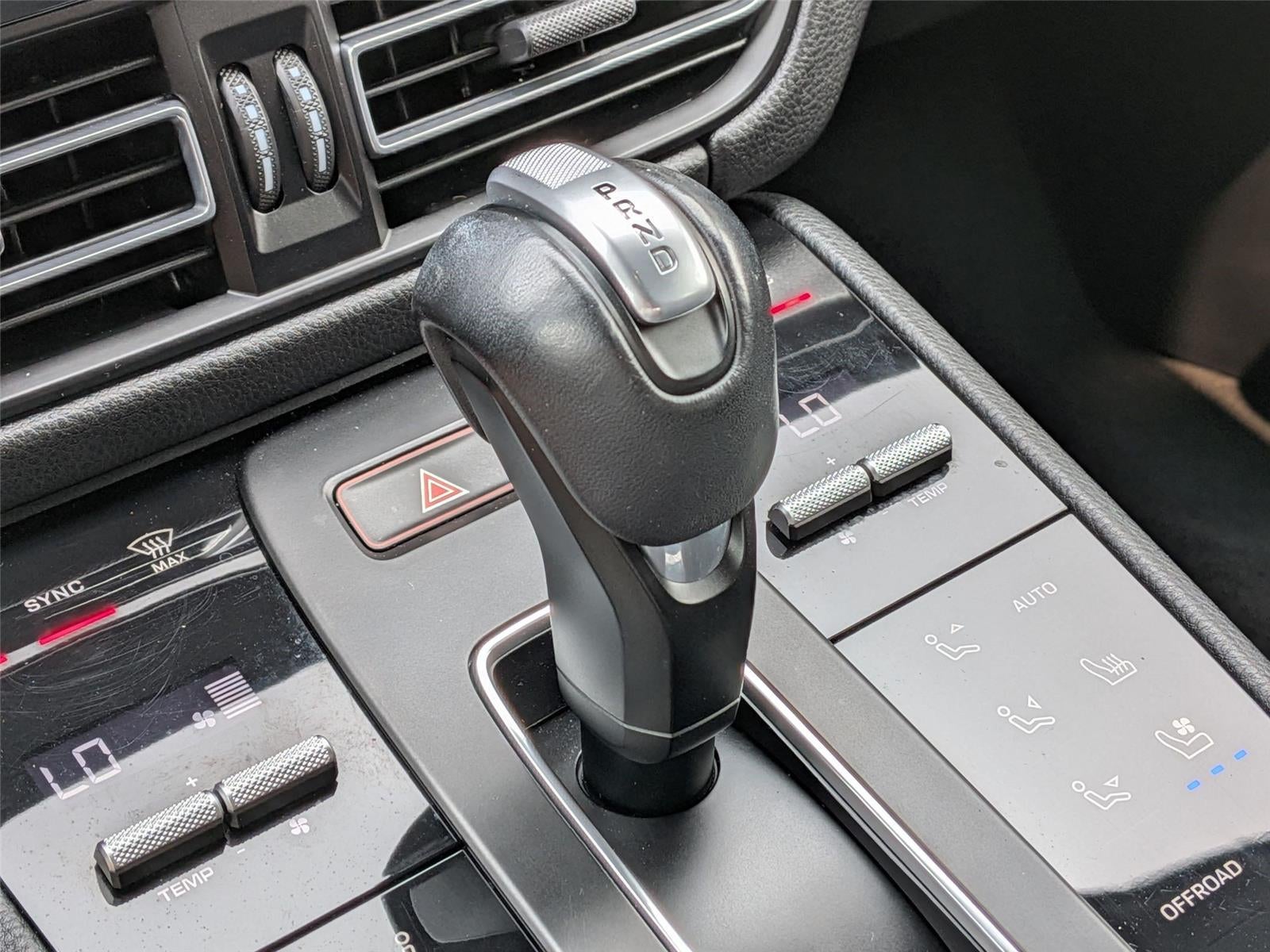 2023 Porsche Macan T AWD