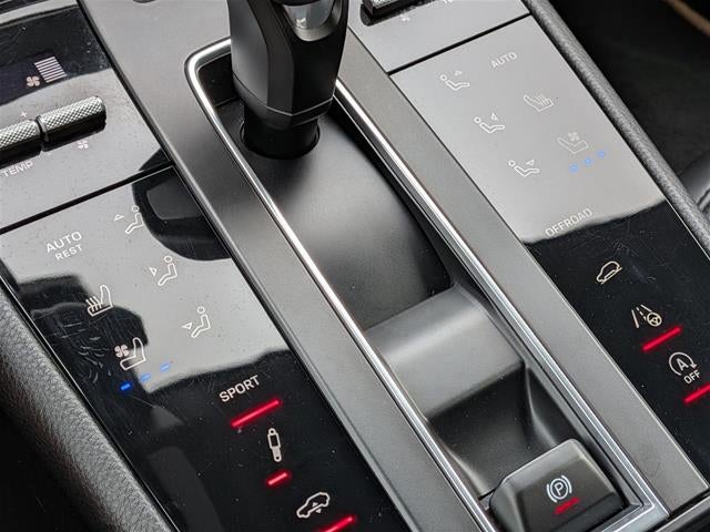 2023 Porsche Macan T AWD