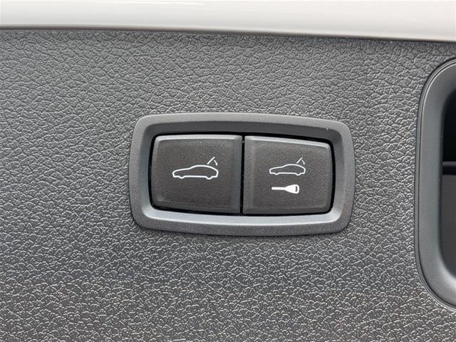 2023 Porsche Macan T AWD