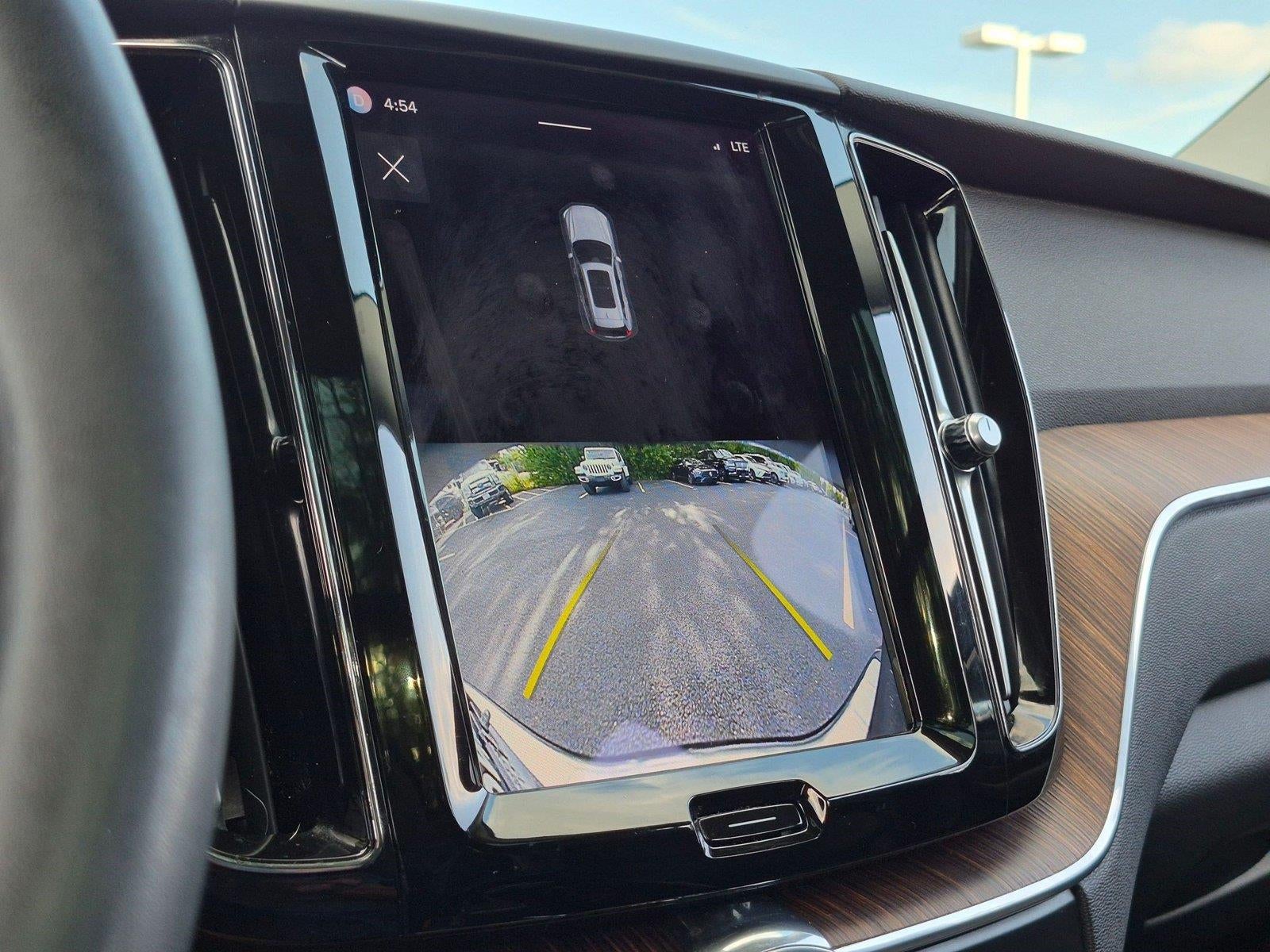 2023 Volvo Xc60 Plus Dark Theme