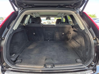 2023 Volvo Xc60 Plus Dark Theme