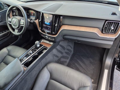 2023 Volvo Xc60 Plus Dark Theme