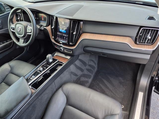 2023 Volvo Xc60 Plus Dark Theme