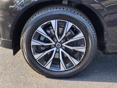 2023 Volvo Xc60 Plus Dark Theme