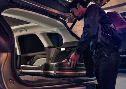 The driver of a 2024 Lincoln Corsair® SUV is shown selecting the drive mode. | Libertyville Lincoln Sales, Inc. in Libertyville IL