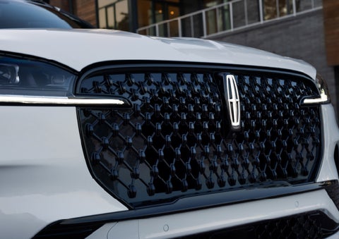 The front grille of a 2026 Lincoln Aviator® SUV is shown. | Libertyville Lincoln Sales, Inc. in Libertyville IL