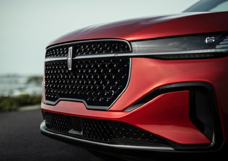 The sleek grille of a 2026 Lincoln Nautilus® SUV with the available Jet Appearance Package makes a bold statement. | Libertyville Lincoln Sales, Inc. in Libertyville IL