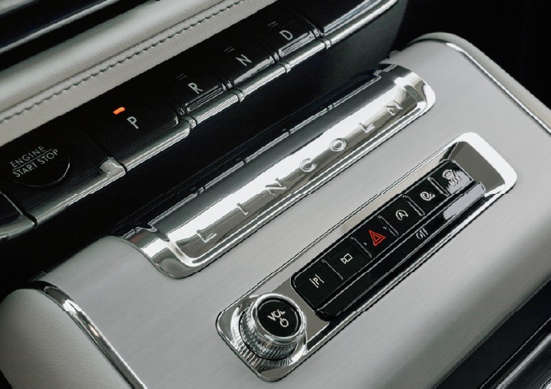The piano key gear selector of a 2027 Lincoln Aviator® Back Label™ SUV. | Libertyville Lincoln Sales, Inc. in Libertyville IL